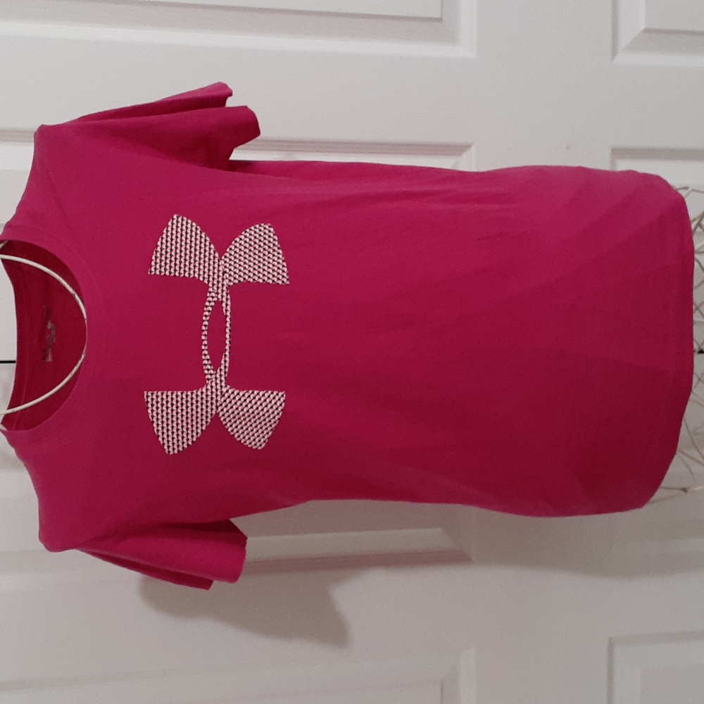 Under Armour Women's HeatGear Short Sleeve Athletic Top Size S (Petite)